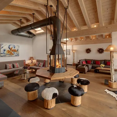 Chalet Courmayeur: Your Alpine Sanctuary Courmayeur