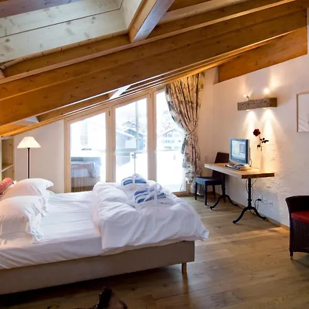 Chalet Courmayeur: Your Alpine Sanctuary شقة *