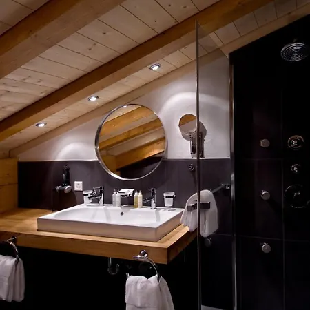 Chalet Courmayeur: Your Alpine Sanctuary